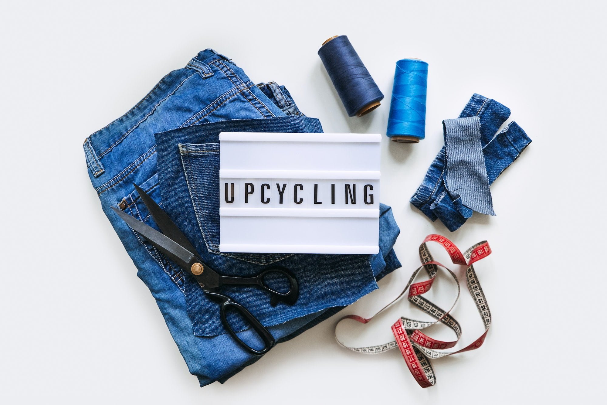 Denim Upcycling Ideas, Using Old Jeans, Repurposing Jeans, Reusing Old Jeans, Upcycle Stuff